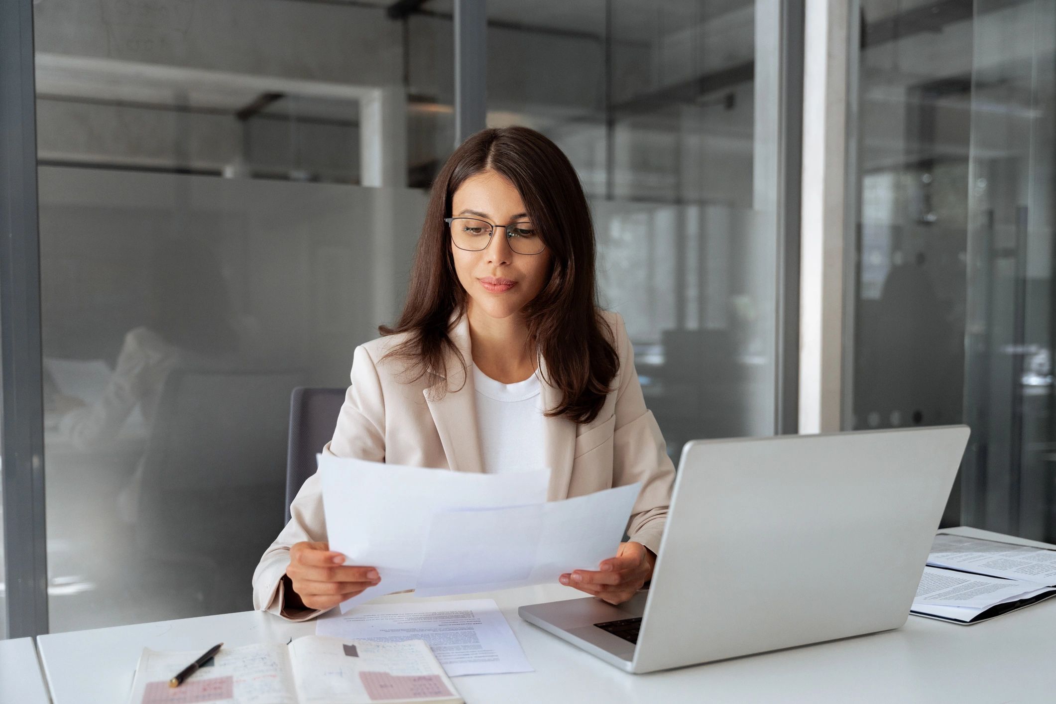 professional financial advisor office
